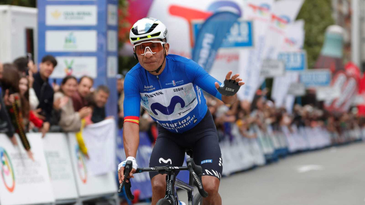 Lee más sobre el artículo Nairo Quintana apunta a la Vuelta a España amid una supuesta exclusión que podría ser su último baile